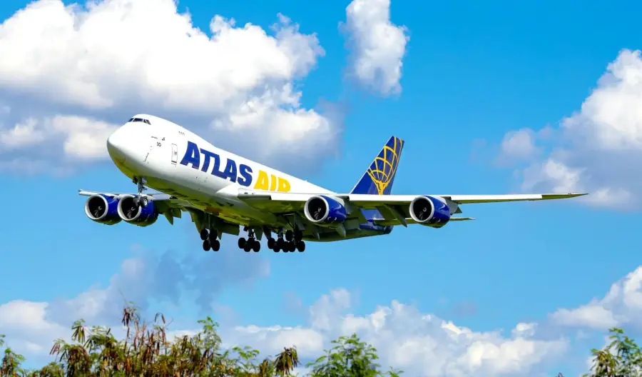 Air freight clearance and forwarding
